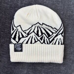 White Claw Beanie Hat Mountain Range Black And White Never Worn Ski Cap